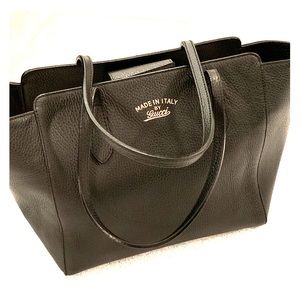 Gucci Swing Leather Tote